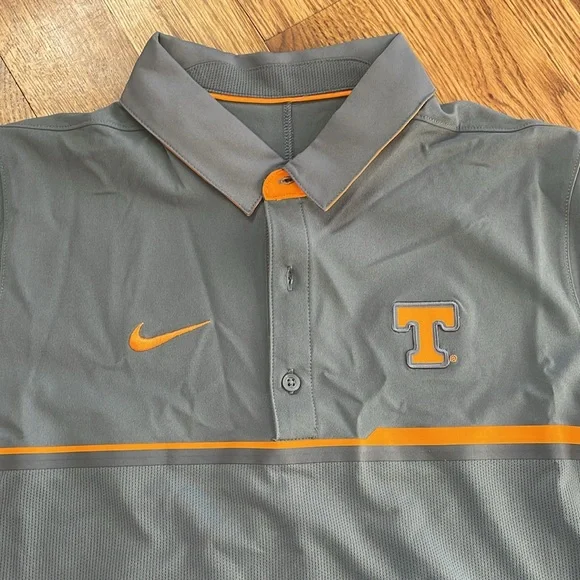 Tennessee Volunteers Nike Polo Shirt. Size S. New With Tags. Tennessee Vols. - Picture 4 of 12
